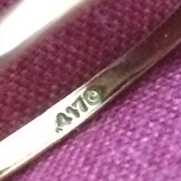 10k gold diamond ring. - Picture 5 of 16